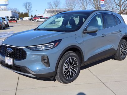 New 2025 Ford Escape SE w/ PHEV Premium Package