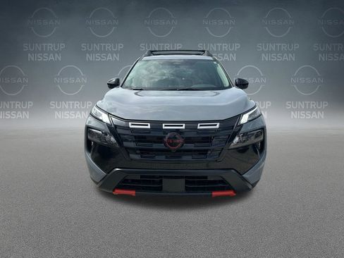 Used 2025 Nissan Rogue SV w/ Rock Creek Premium Package AWD/4WD image 43
