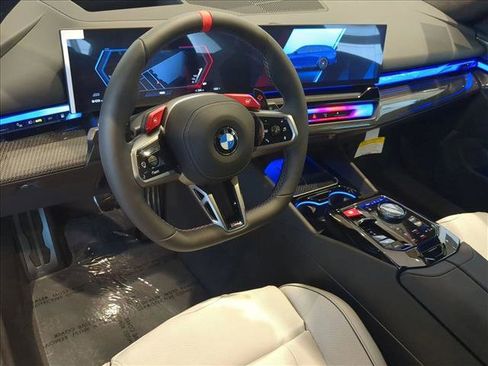 New 2026 BMW M5 Touring w/ Executive Package AWD/4WD image 3