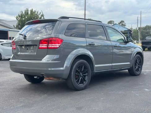 Used 2020 Dodge Journey SE w/ SE Popular Equipment Group image 5