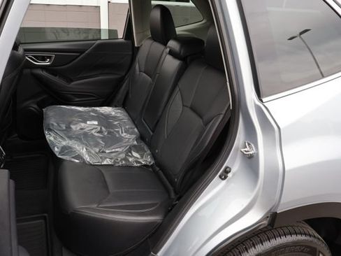 Used 2023 Subaru Forester Touring AWD/4WD image 21