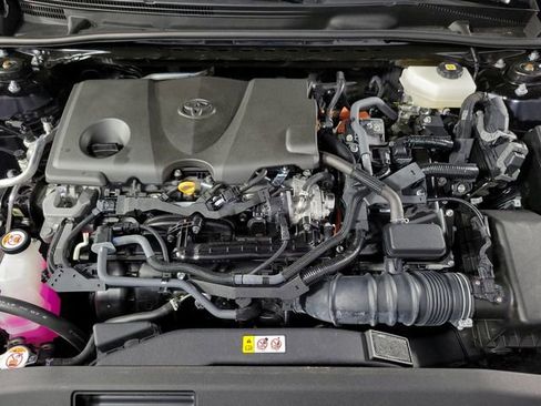 Used 2025 Toyota Camry LE w/ Convenience Package FWD image 13