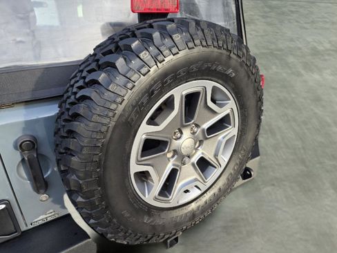 Used 2014 Jeep Wrangler Unlimited Sport w/ Connectivity Group image 34