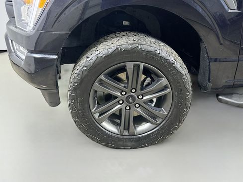 Used 2021 Ford F150 XLT w/ Equipment Group 302A High image 8