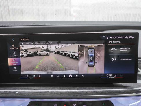 Used 2026 BMW 750e xDrive image 20