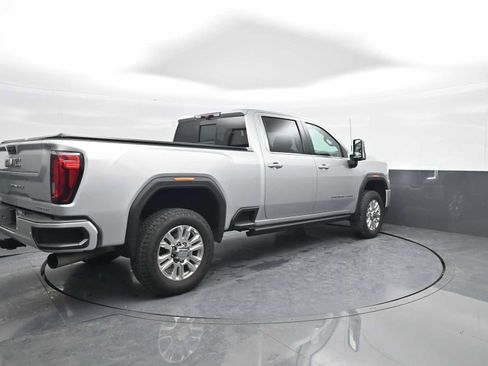 Used 2022 GMC Sierra 3500 Denali w/ Denali Ultimate Package image 8