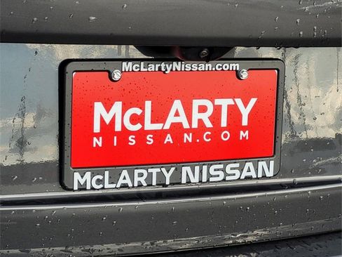 Used 2025 Jeep Grand Cherokee Laredo X image 7