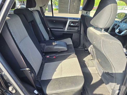 Certified 2019 Toyota 4Runner SR5 AWD/4WD image 12