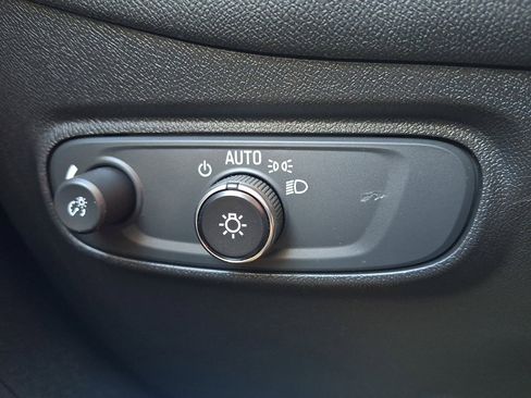 Certified 2022 Chevrolet Equinox LT image 25