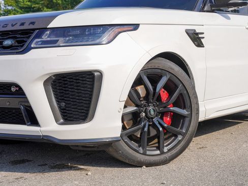 Used 2022 Land Rover Range Rover Sport SVR Carbon Edition AWD/4WD image 3