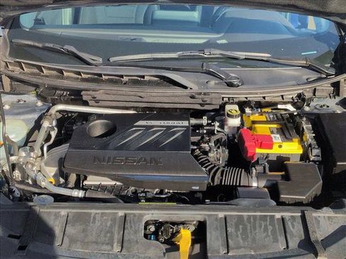 Used 2023 Nissan Rogue S image 23