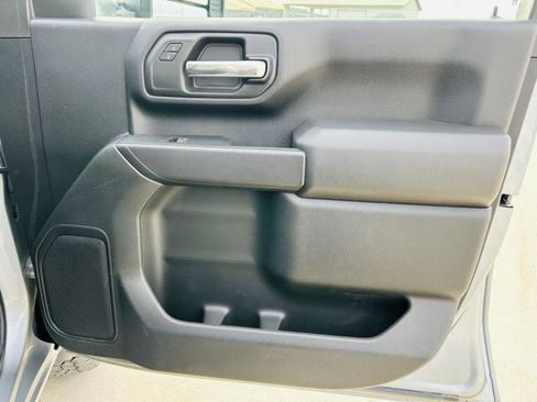 Used 2024 GMC Sierra 2500 Pro w/ Convenience Package image 26