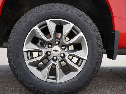 Used 2020 Chevrolet Silverado 1500 RST w/ All-Star Edition image 33