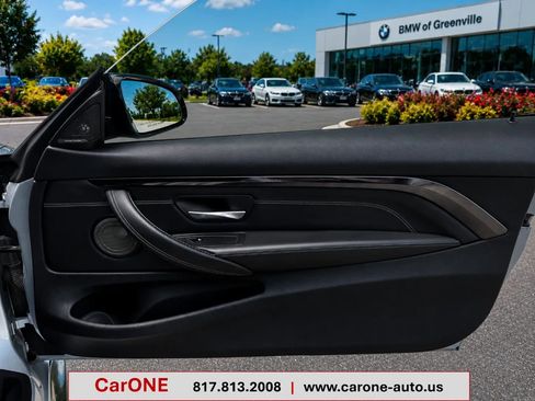 Used 2018 BMW M4 Coupe RWD image 30