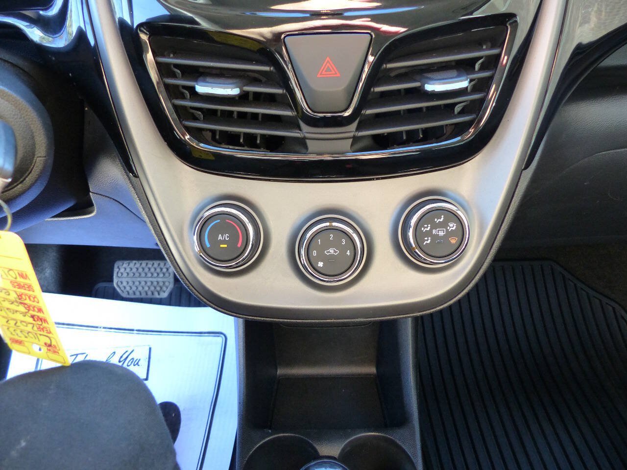 Used 2022 Chevrolet Spark LT w/ Spark Special Edition FWD image 30