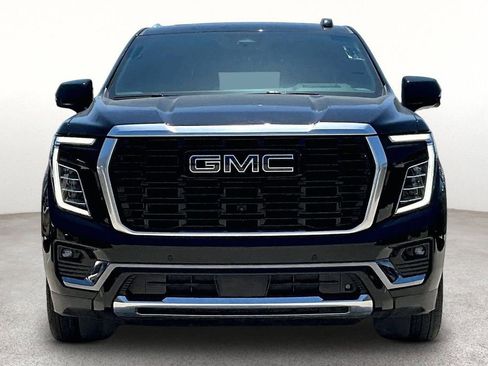 Used 2025 GMC Yukon XL Denali Ultimate w/ LPO, Floor Liner Package AWD/4WD image 3