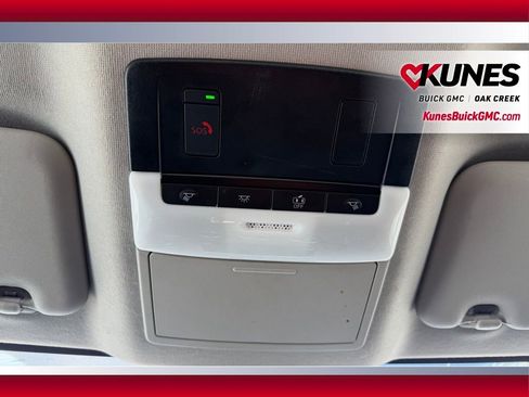 Used 2025 Nissan Sentra SV image 23