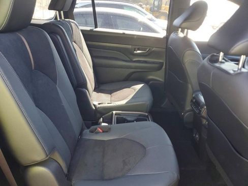 Used 2025 Toyota Grand Highlander AWD Hybrid image 9