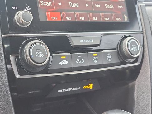 Used 2021 Honda Civic Sport image 16