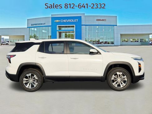 New 2026 Chevrolet Equinox LT w/ Safety and Technology Package FWD image 5
