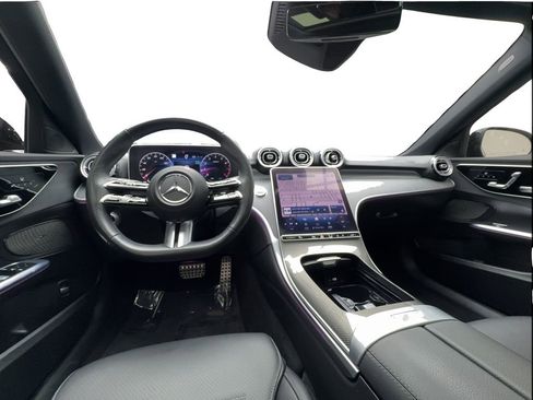 Used 2023 Mercedes-Benz C 300 Sedan image 33