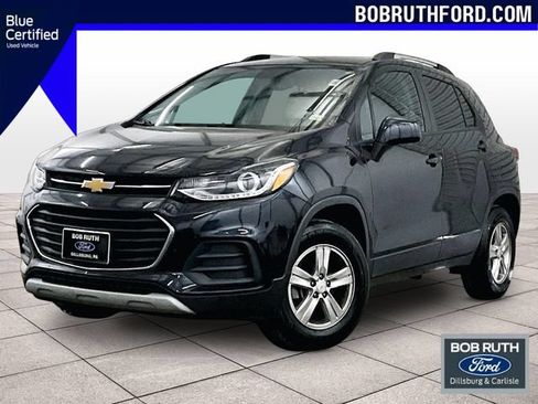 Used 2021 Chevrolet Trax LT AWD/4WD image 1