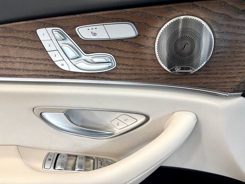 Used 2023 Mercedes-Benz E 350 4MATIC Sedan image 9