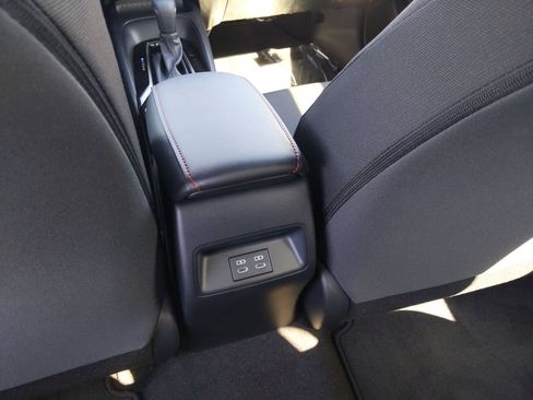 Used 2023 Toyota Corolla SE w/ SE Premium Package image 18