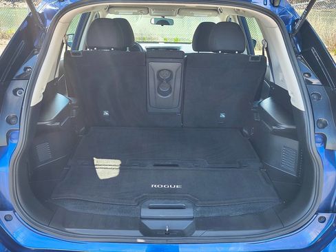 Used 2017 Nissan Rogue S AWD/4WD image 20