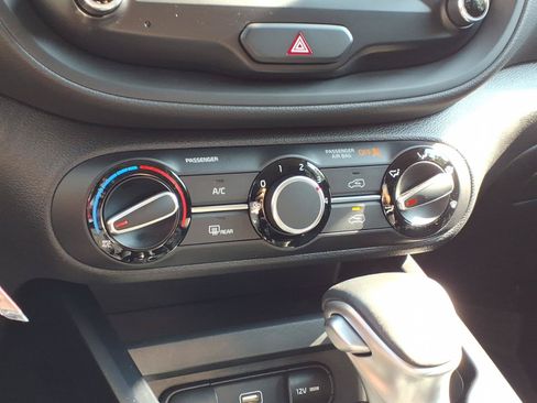 Used 2020 Kia Soul X-Line FWD image 19