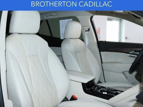 Certified 2023 Buick Envision Avenir image 25