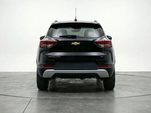 Used 2025 Chevrolet TrailBlazer LT FWD image 7