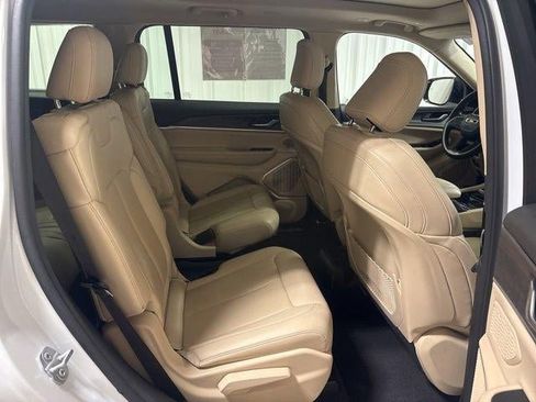 Used 2022 Jeep Grand Cherokee L Limited image 28