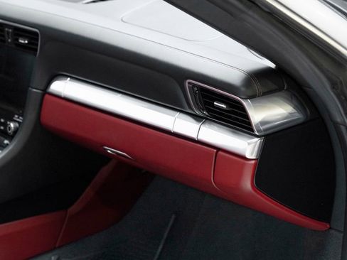 Used 2019 Porsche 911 Carrera image 41