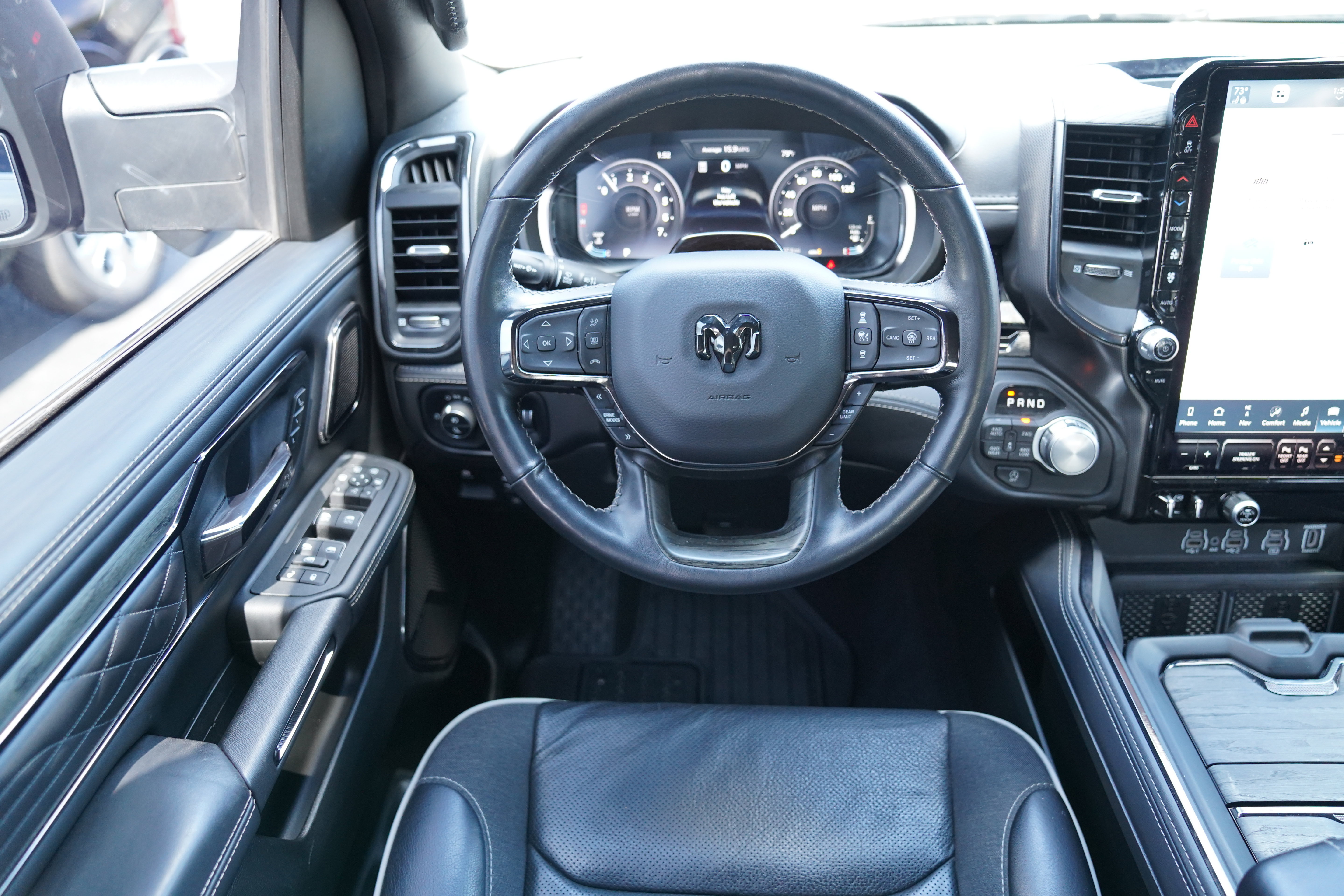 Used 2025 RAM 1500 Limited AWD/4WD image 12