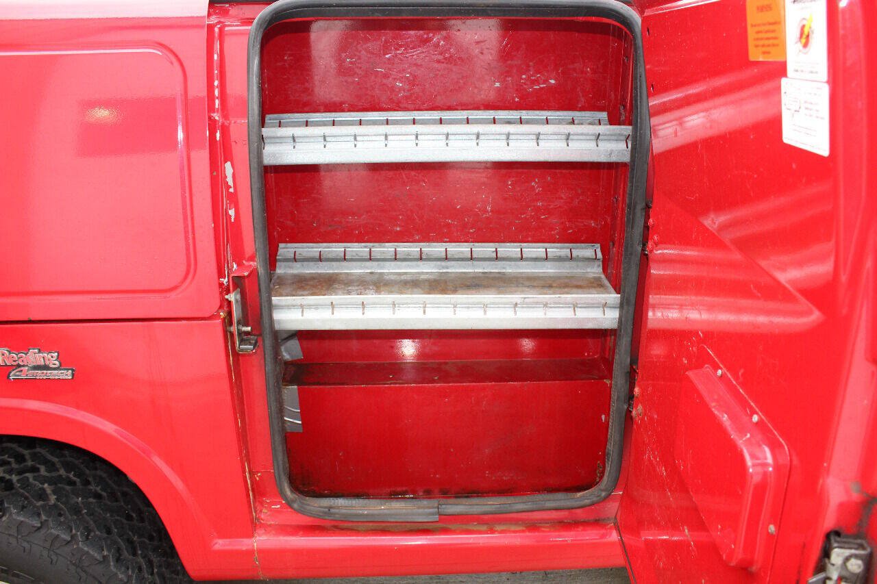Used 2005 Chevrolet Silverado 3500 4x4 Regular Cab image 29