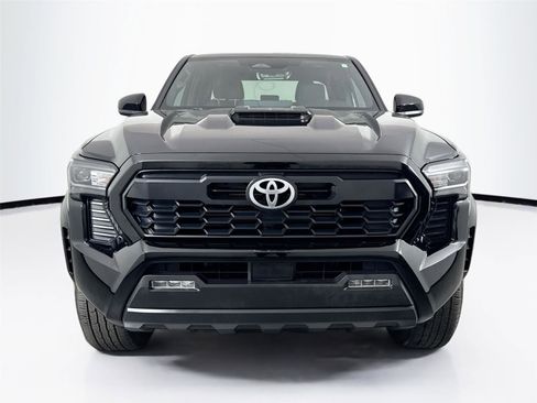 Certified 2024 Toyota Tacoma TRD Sport image 8