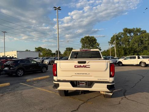 Used 2020 GMC Sierra 2500 Denali w/ Denali Ultimate Package AWD/4WD image 22