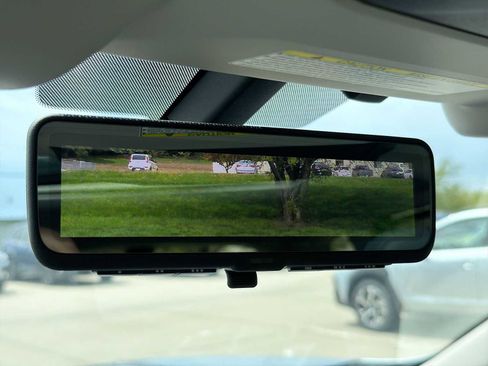 Certified 2022 Subaru Ascent Touring AWD/4WD image 35