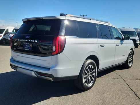 Certified 2025 Ford Expedition Max Platinum AWD/4WD image 3