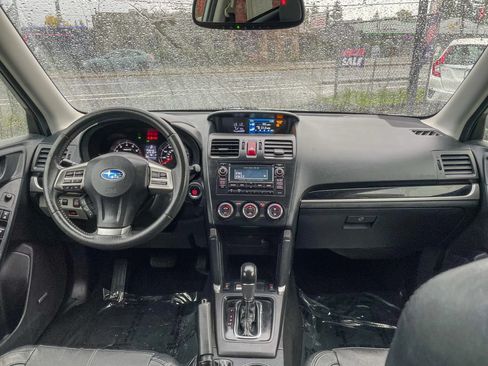 Used 2015 Subaru Forester 2.5i Touring AWD/4WD image 3