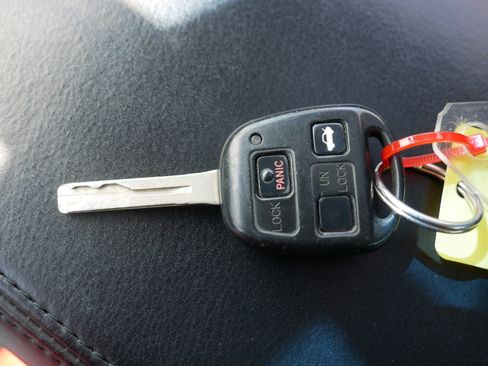 Used 2002 Lexus ES 330 FWD image 33