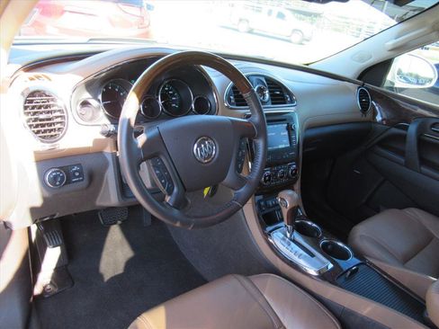 Used 2017 Buick Enclave Premium image 13