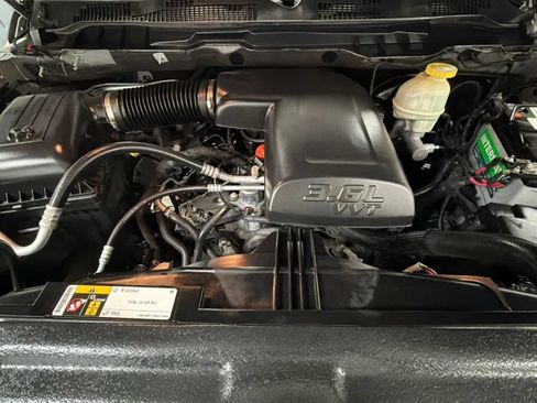 Used 2017 RAM 1500 Classic SLT RWD image 21