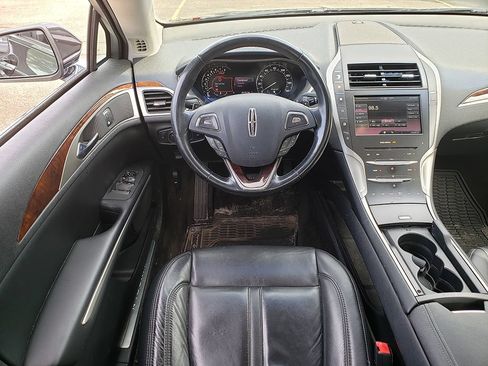 Used 2015 Lincoln MKZ w/ Equipment Group 101A Select FWD image 9