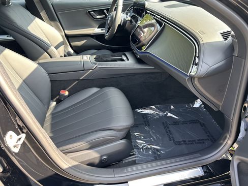 New 2026 Mercedes-Benz E 350 Sedan image 44