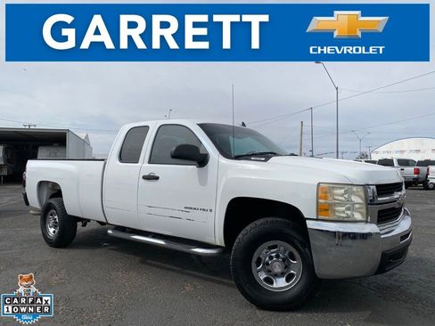 Used 2007 Chevrolet Silverado 2500 LT RWD image 1