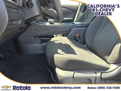 Used 2024 Nissan Rogue S image 19