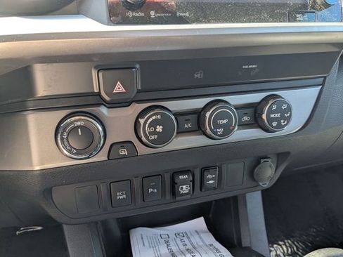 Used 2019 Toyota Tacoma SR5 image 15