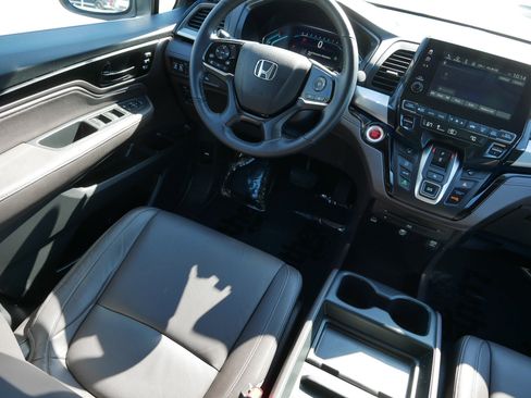 Used 2023 Honda Odyssey Touring image 9